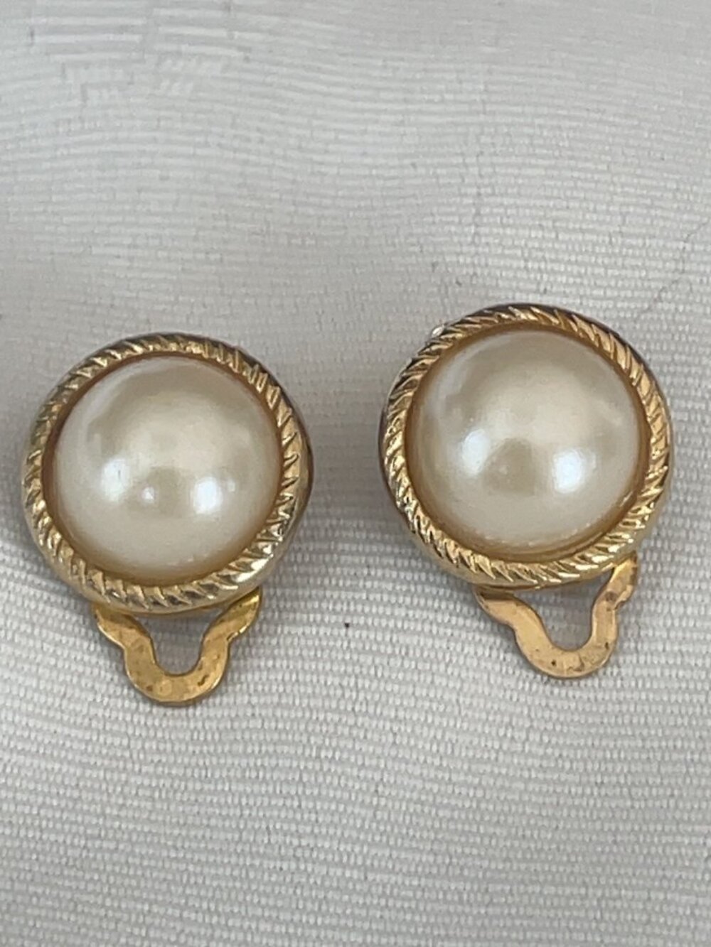 Vintage Cream Faux Pearl Dome Clip On Earrings | Classic Button Earrings